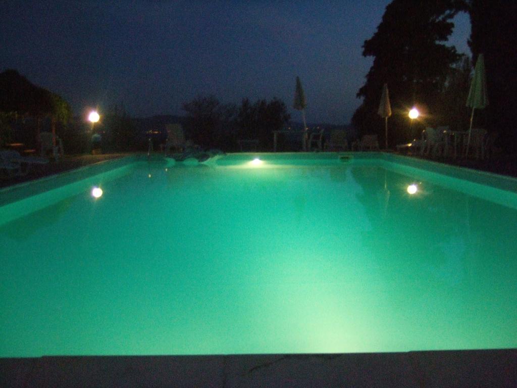 Agriturismo Relais Poggio Primo Borro Exteriör bild